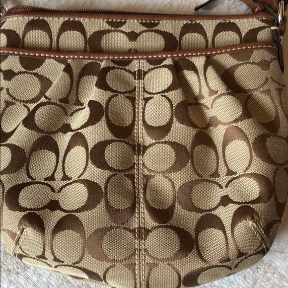 Crossbody Coach Purse! Like New Condition! - Picture 3 of 3